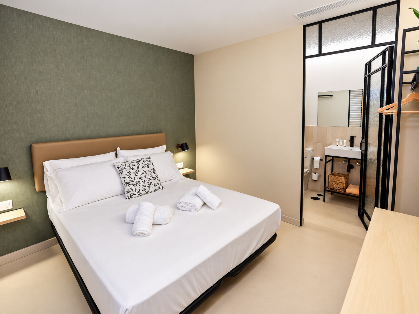 Double Room Mythic Valencia_02