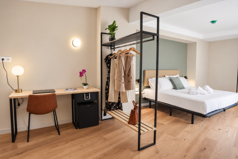SUITE MYTHIC VALENCIA 02